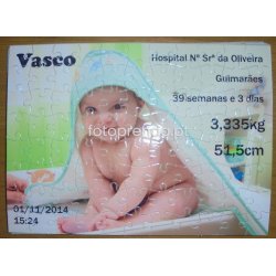 Puzzle personalizado com os dados de nascimento e foto do seu bebé